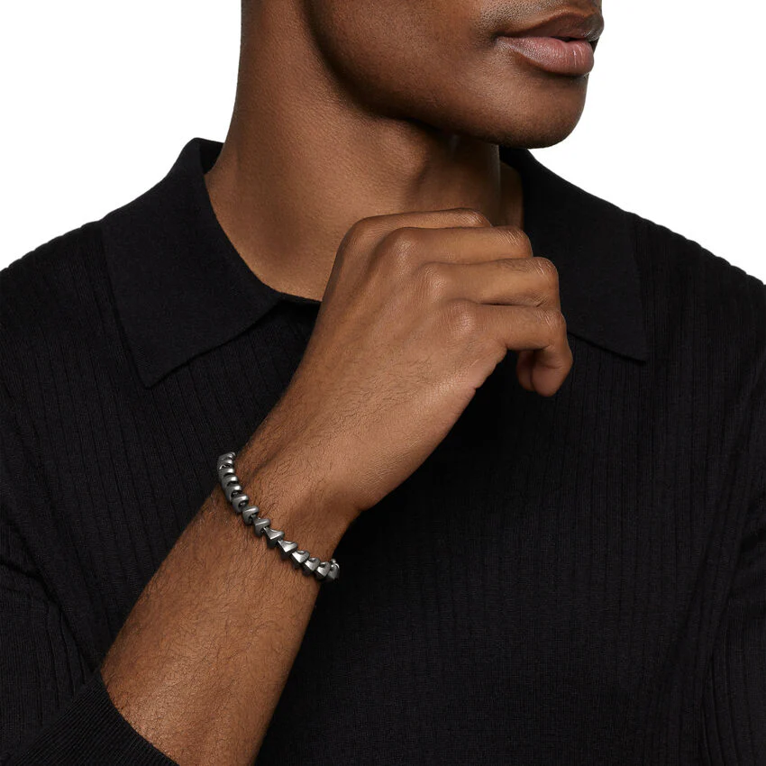 Armory Link Bracelet in Anthracite Titanium, 9.5mm, Size Large - Image 3