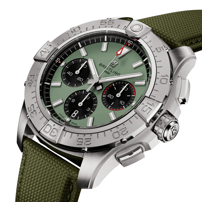 Breitling Avenger B01 Chronograph 44mm Watch with Green Strap - Image 4