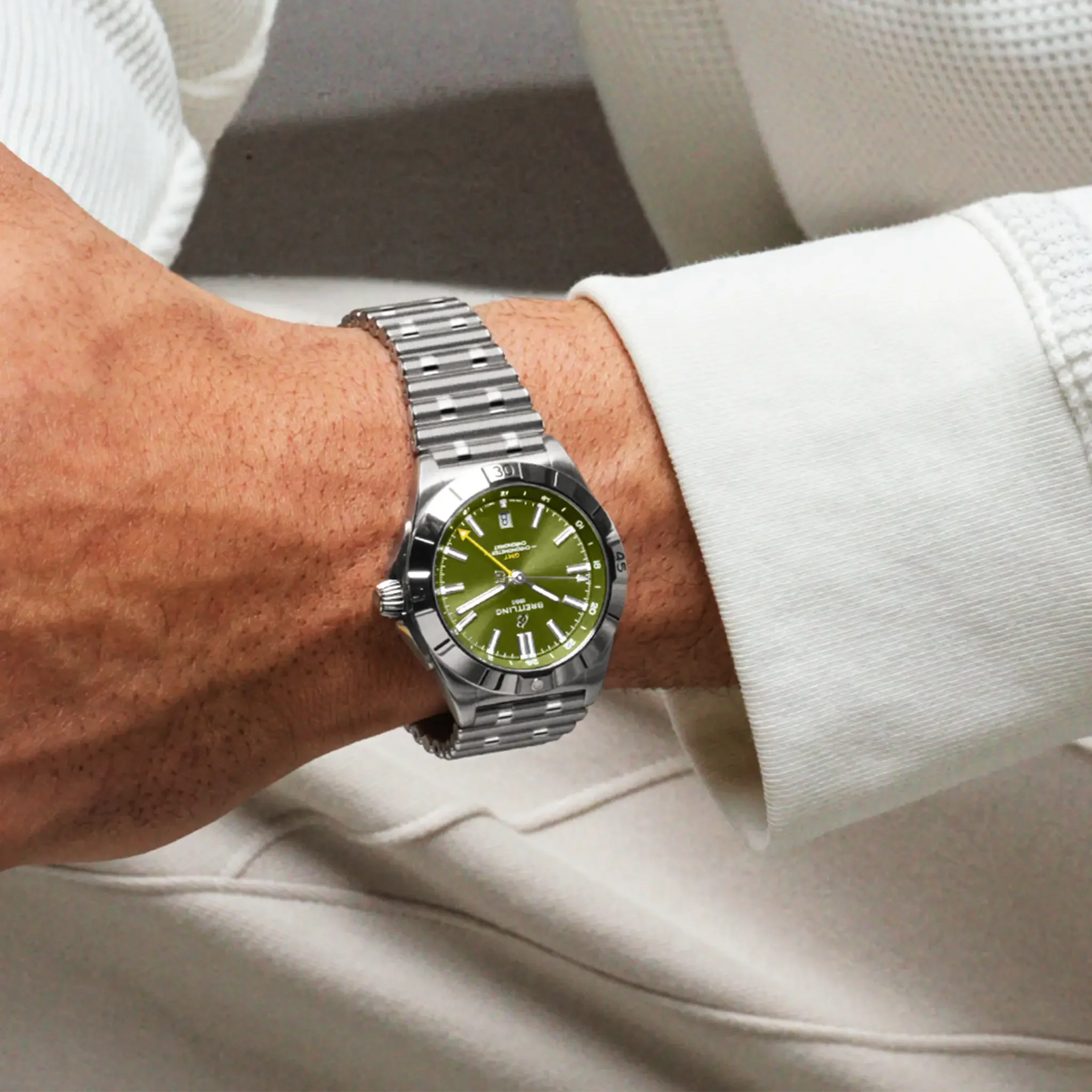 Breitling Chronomat Automatic GMT 40 Giannis Antetokounmpo Watch with Stainless Steel Bracelet - Image 5