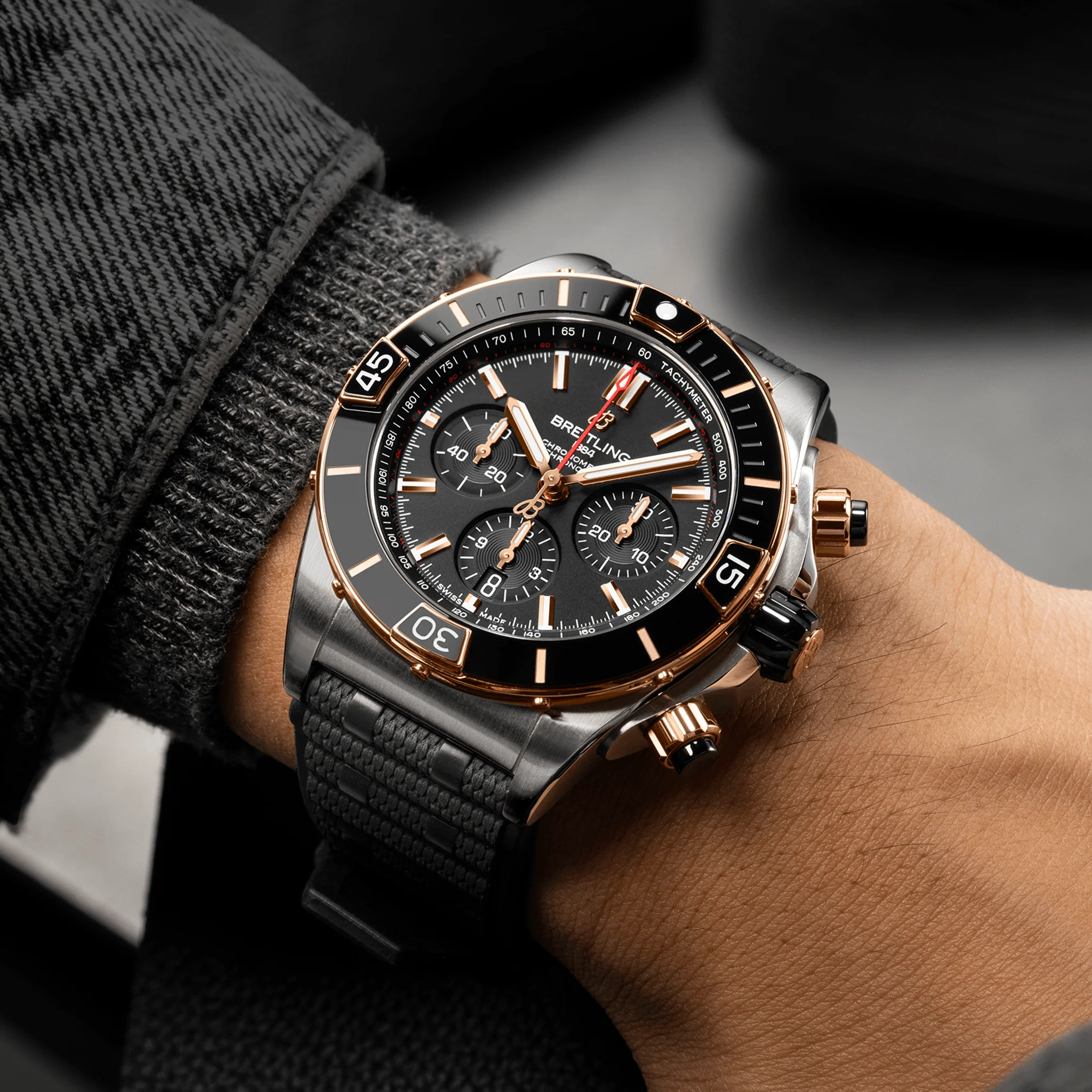 Breitling Super Chronomat B01 44 Watch with Rouleaux Rubber Strap - Image 4