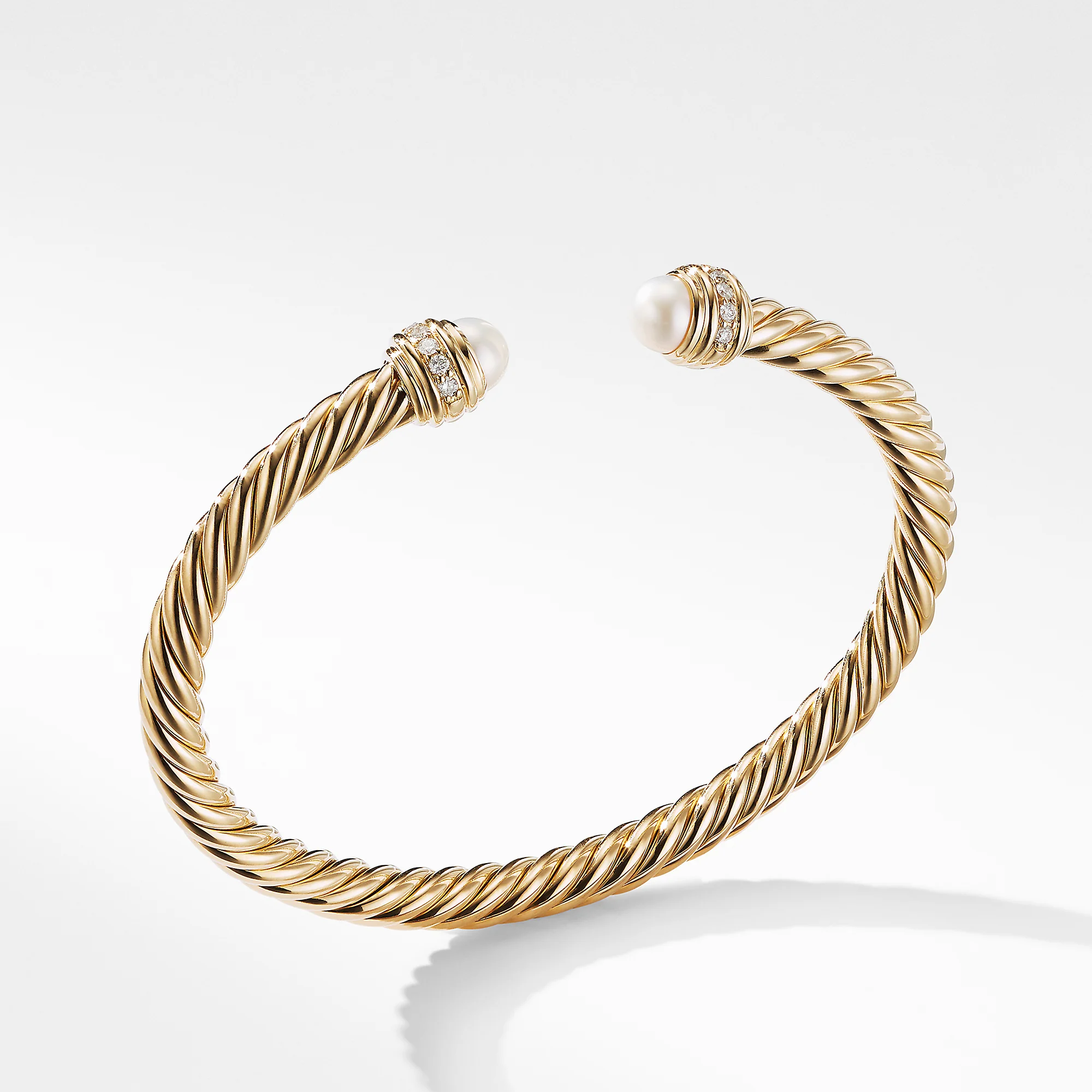 Cable Bracelet in 18K Gold with Pearls and Diamonds, Size Medium
