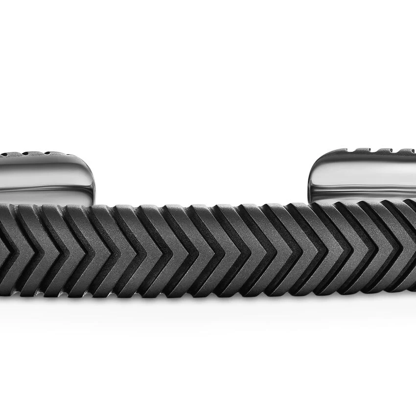 Chevron Cuff in Titanium, 8mm, Size Medium - Image 4