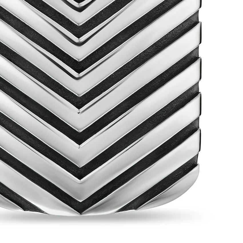 Chevron Tag in Sterling Silver, 27mm - Image 4