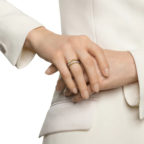 Crossover Trio Three Row Ring in 18K Yellow Gold with Diamonds, 8mm, Size 6 - Image 5
