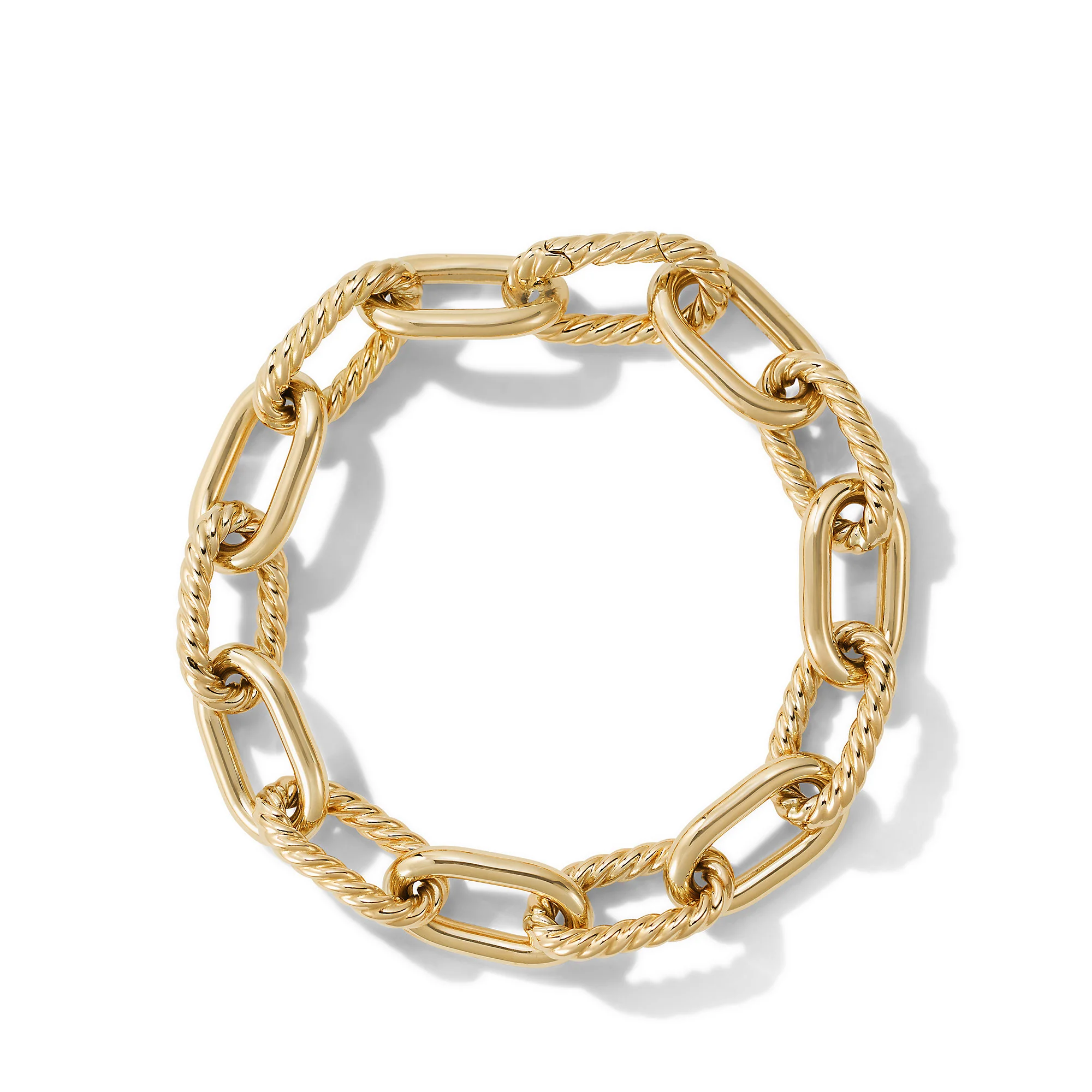 DY MadisonĀ® Chain Bracelet in 18K Yellow Gold, Size Medium - Image 2