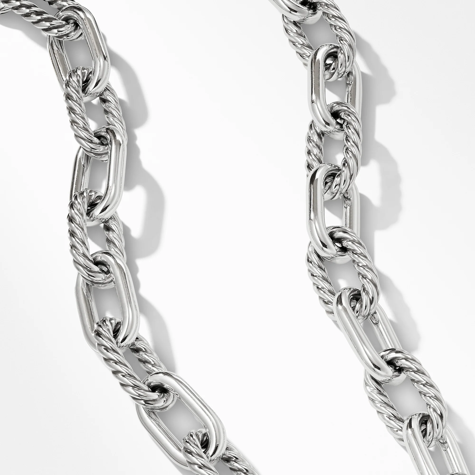DY MadisonĀ® Large Necklace, 13.5mm, 18" Length - Image 2