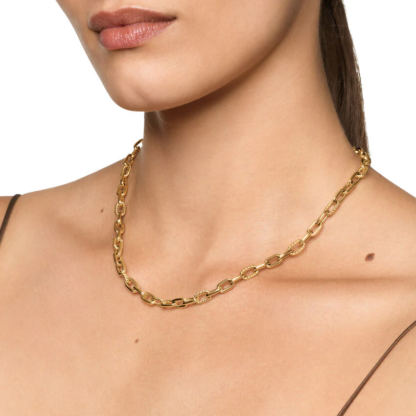 DY Madison Smooth Chain Necklace in 18K Yellow Gold, 6mm, 18" - Image 5