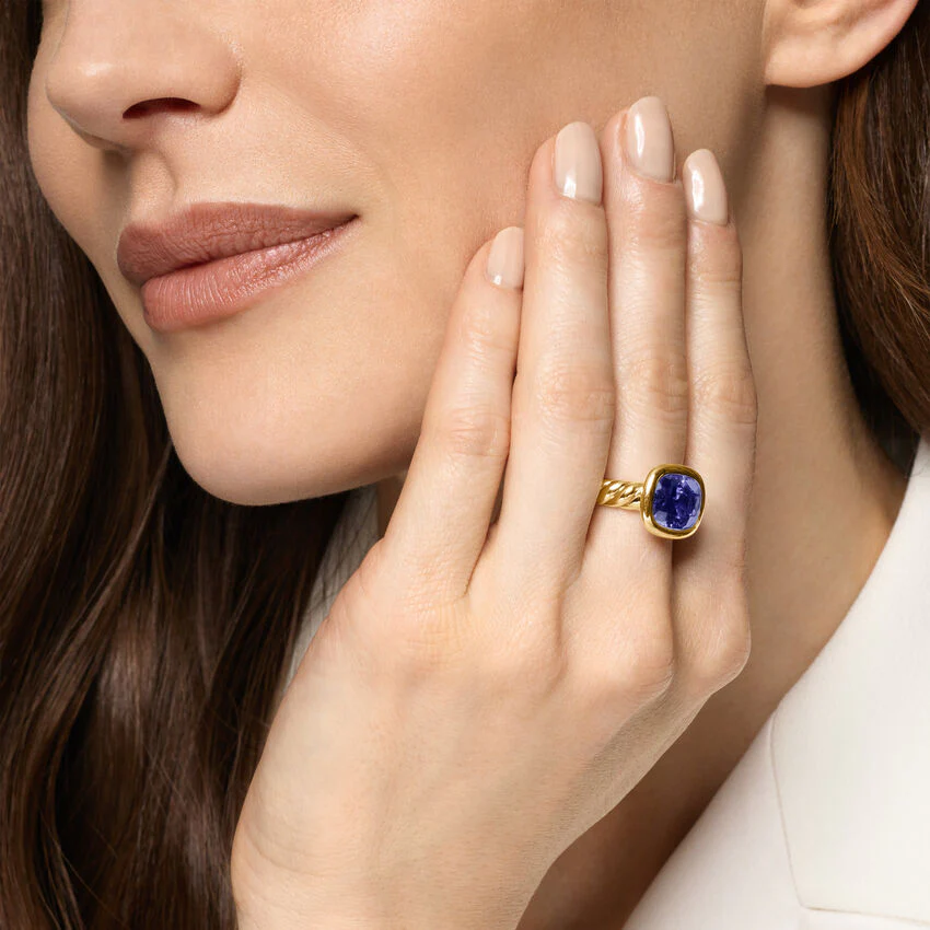DY Mercer Stone Ring in 18K Yellow Gold with Iolite, 10mm, Size 7 - Image 4