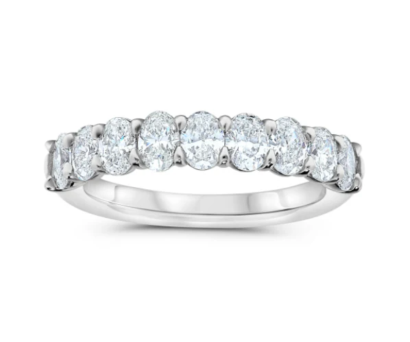 Fink's 9 Oval 1.35 carat Diamond Band