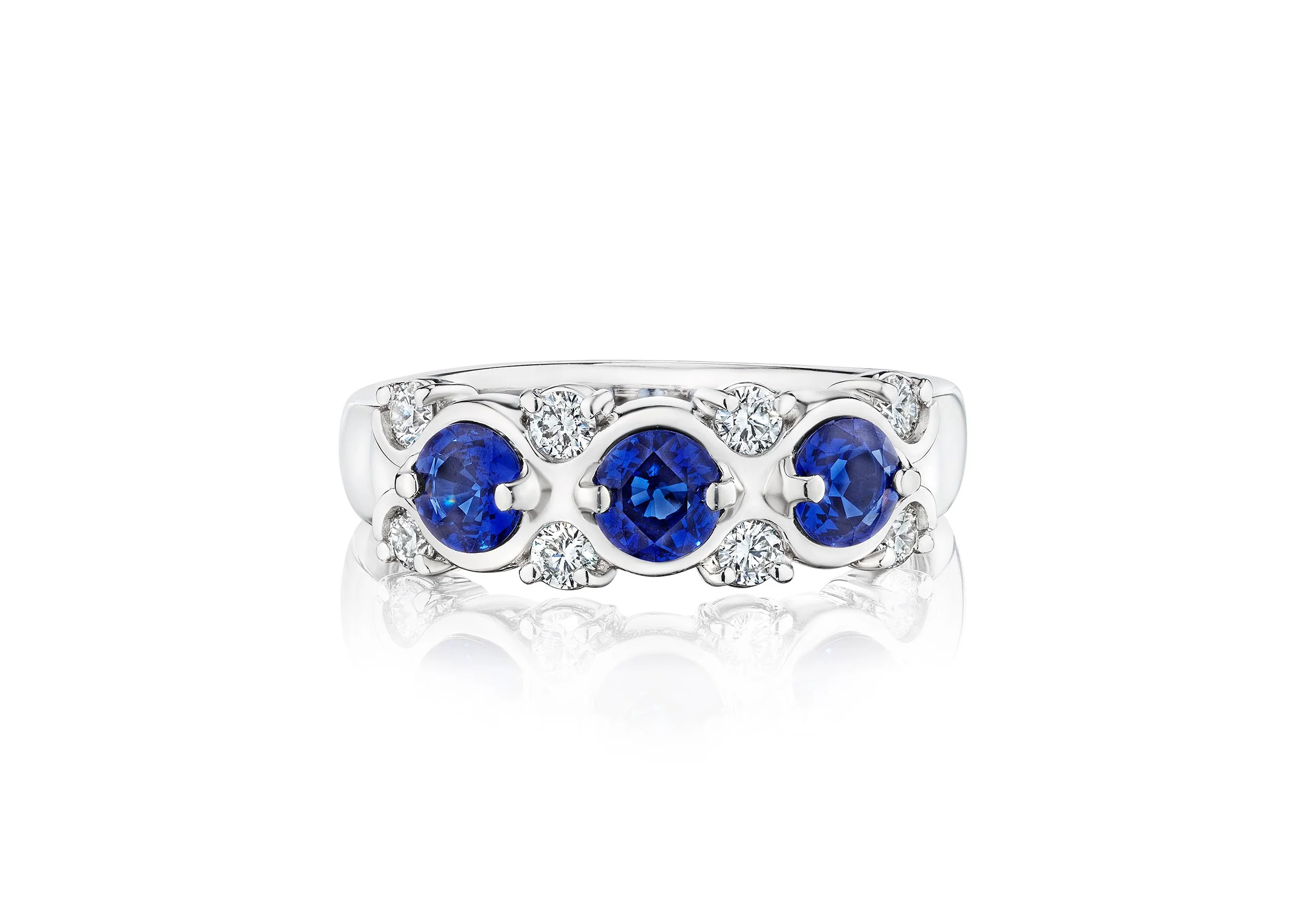 SUWA Platinum Round Sapphire and Diamond Wedding Band