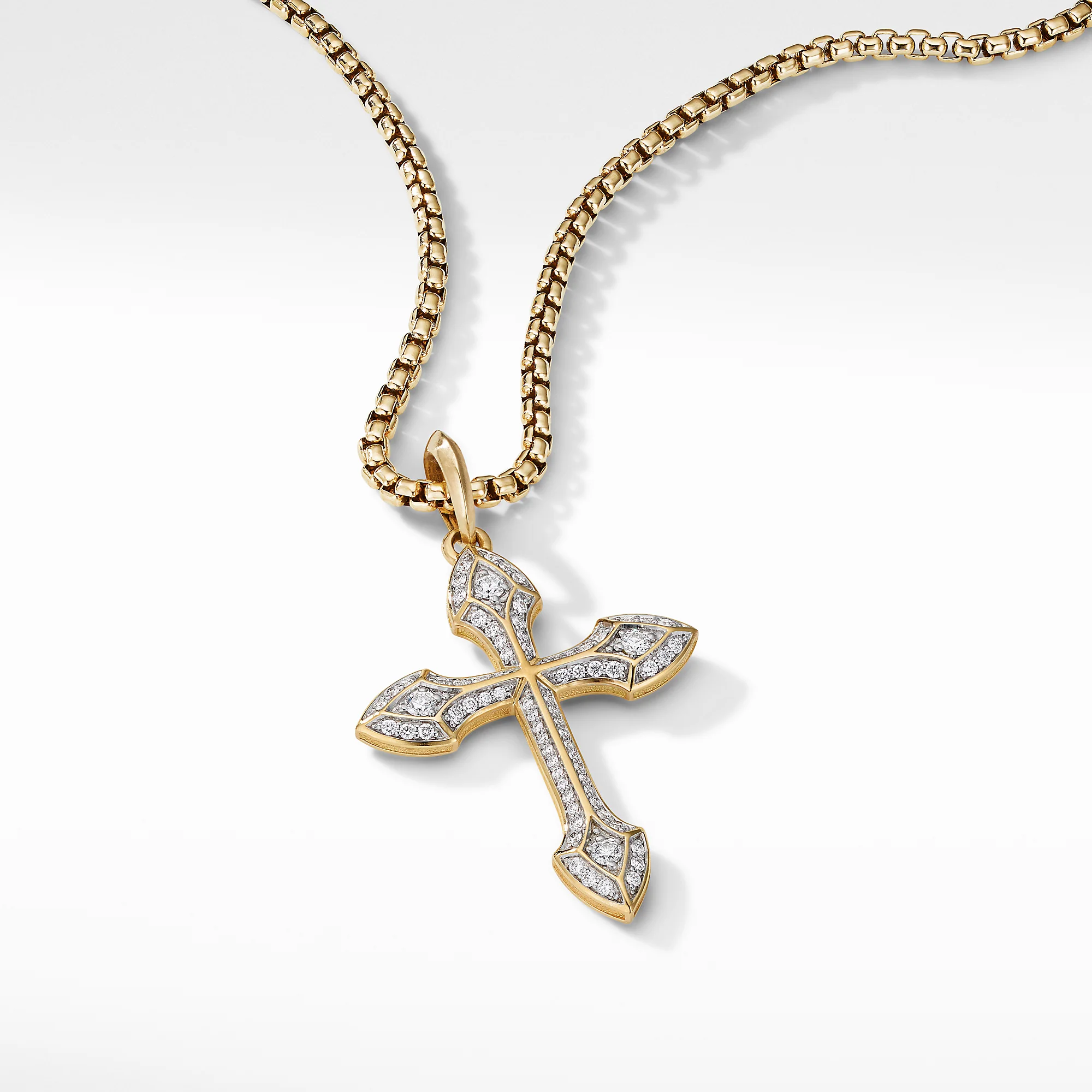 Gothic Cross Amulet with Pavé Diamonds and 18K Yellow Gold - Image 3
