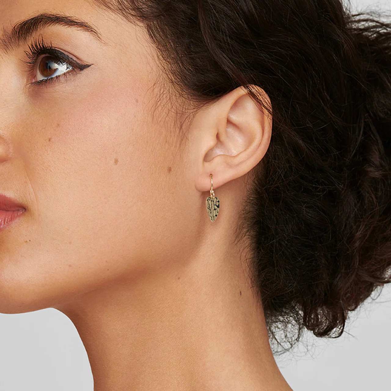 IPPOLITA Classico Mini Heart Crinkle Drop Earrings - Image 2