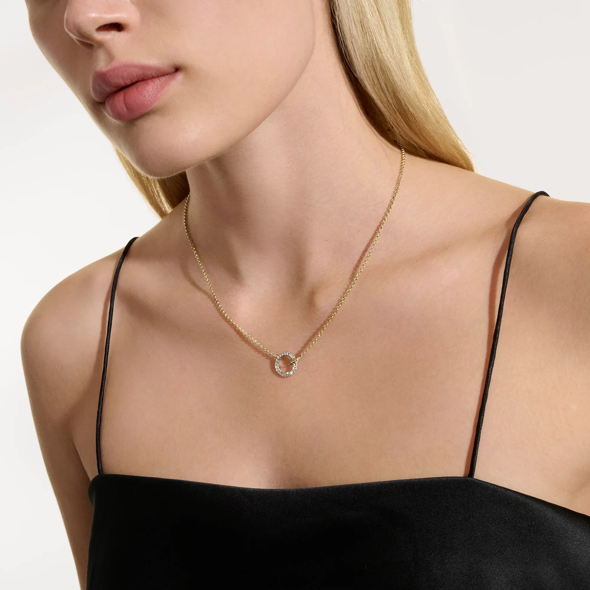 John Hardy Essentials Yellow Gold Pavé Diamond Pendant - Image 5