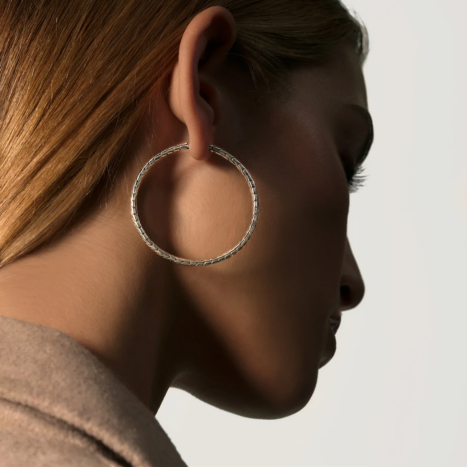 John Hardy Classic Chain Sterling Silver Large Hoop Earrings - Image 2