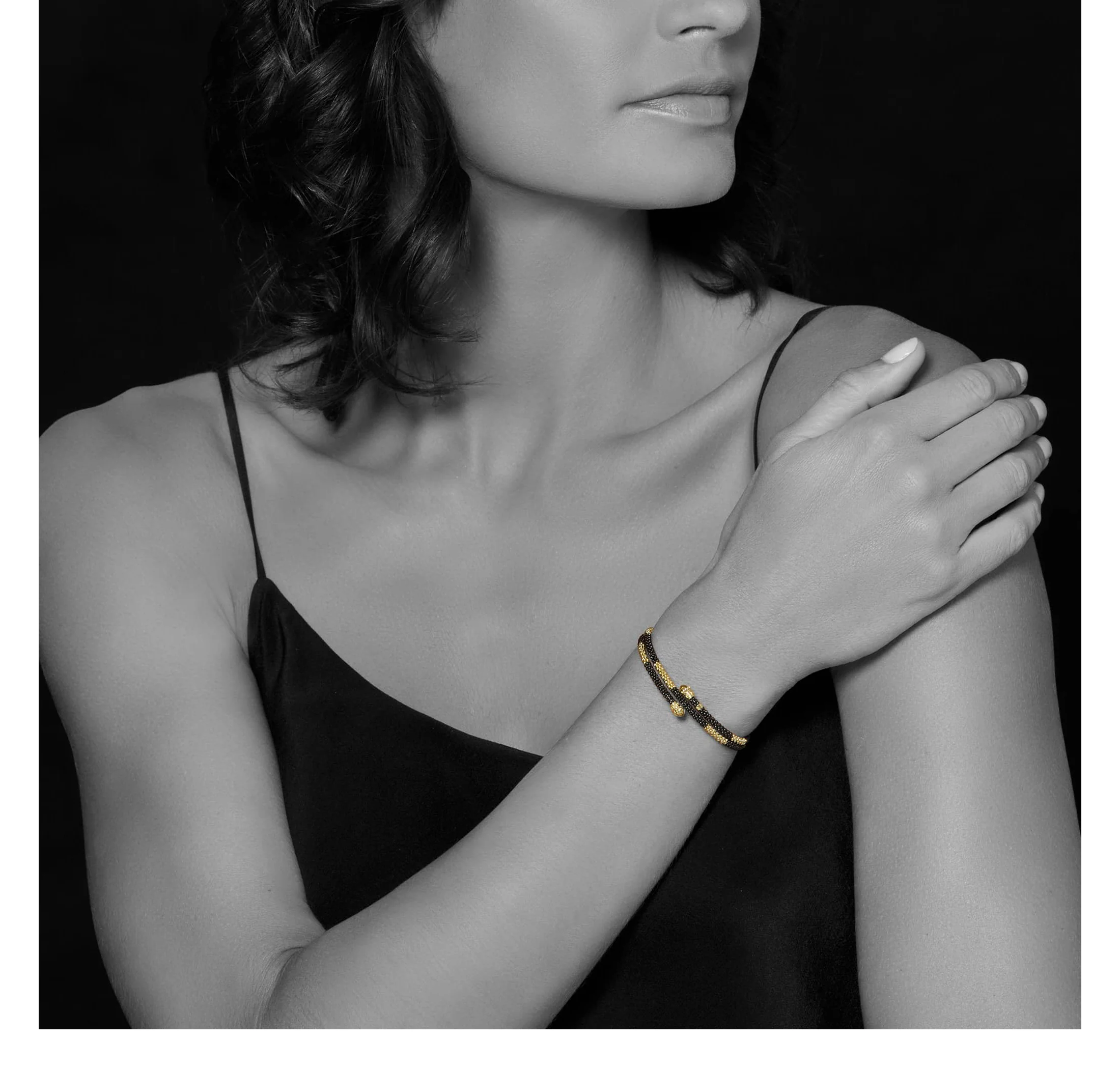 LAGOS Black Caviar 18K Gold Large Station Ceramic Wrap Bracelet - Image 4