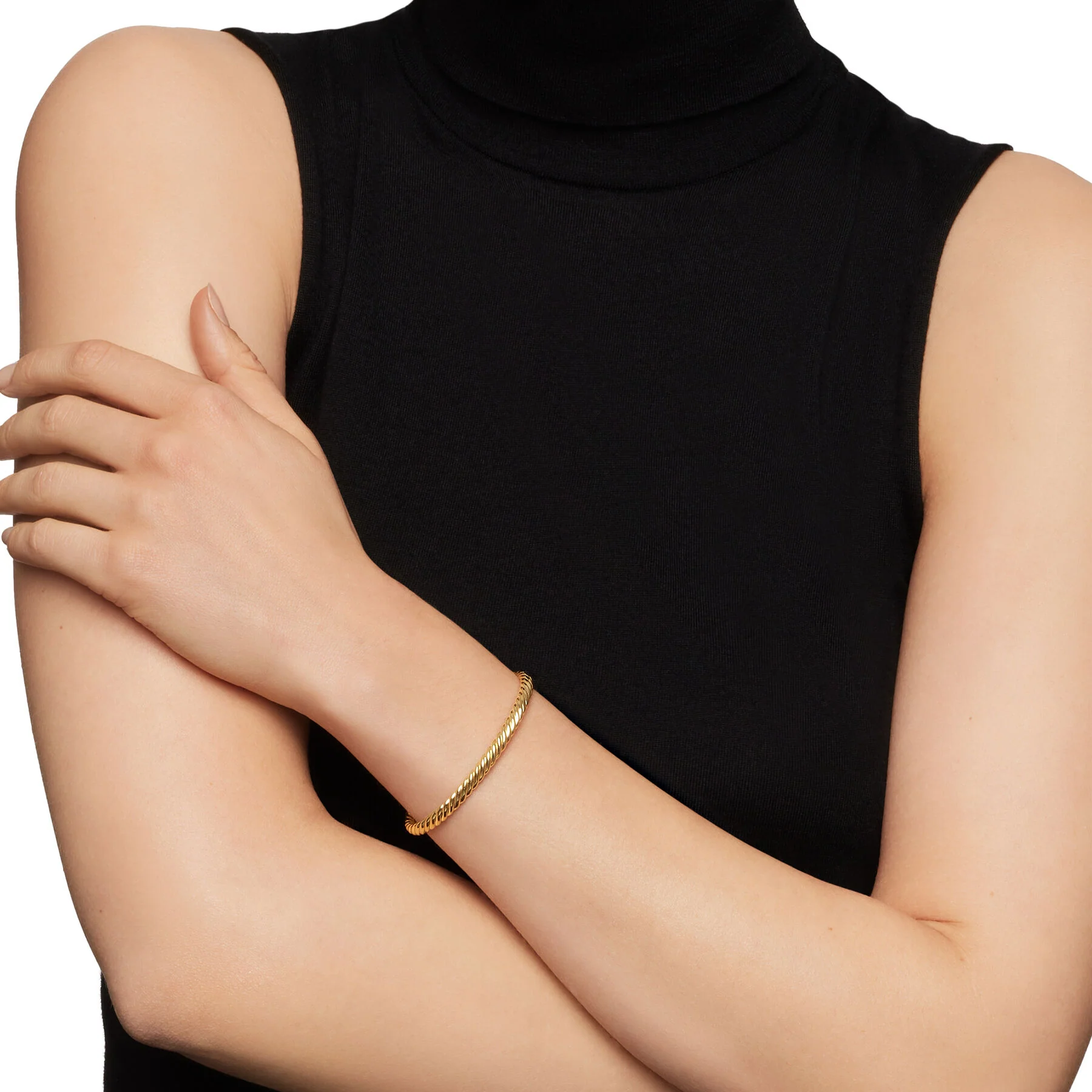 David Yurman The Cable Collection® Bracelet in 18-Karat Yellow Gold - Image 5
