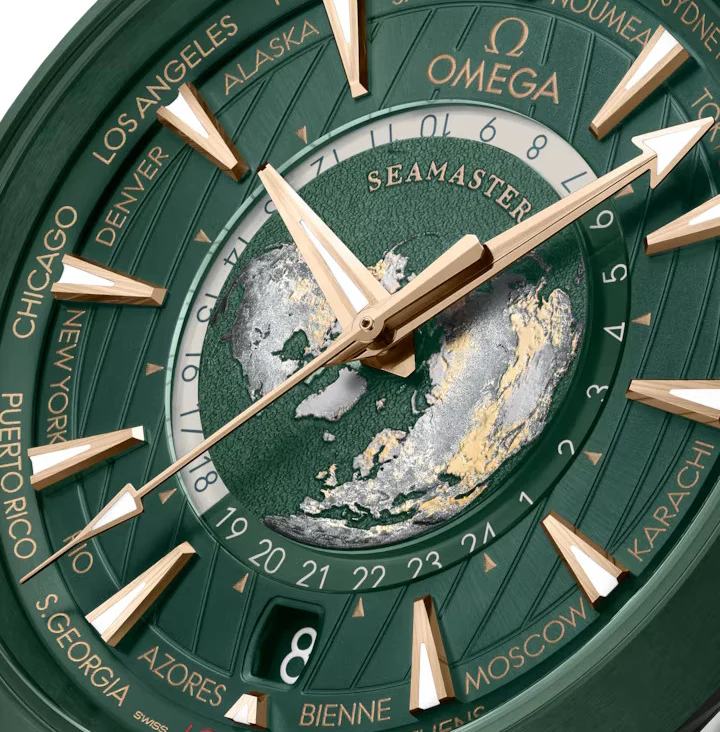 OMEGA Seamaster Aqua Terra 150m, 43mm with Green Rubber Strap - Image 3