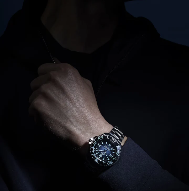 OMEGA Seamaster Planet Ocean 600m, 45.5mm with Summer Blue Wave Dial - Image 5