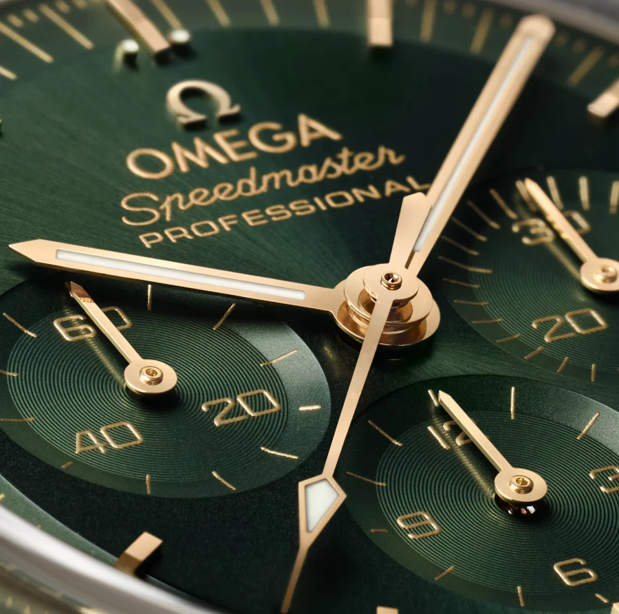 Omega Speedmaster Moonwatch Professional, 42mm with Green Dial - Image 2