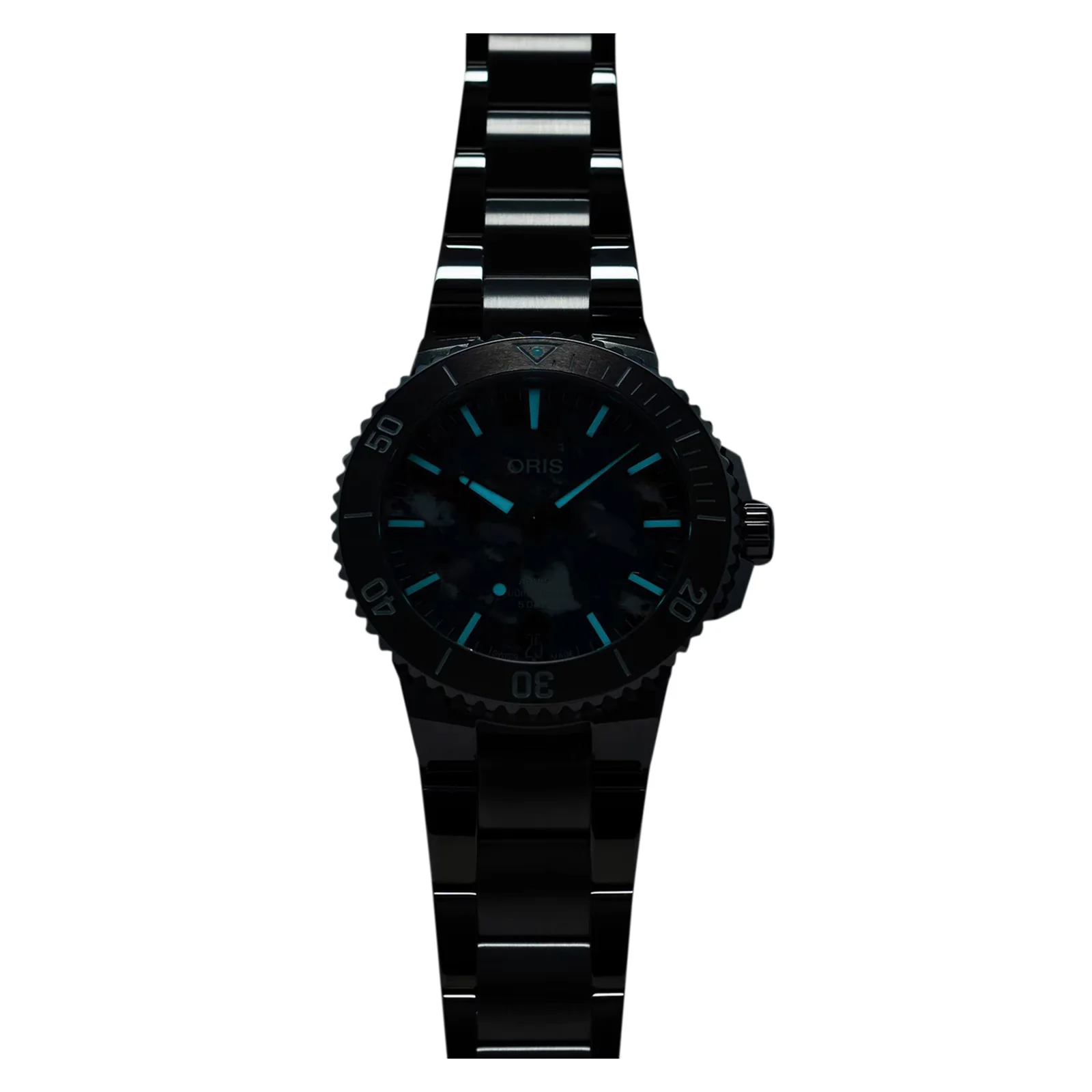 Oris Aquis Date Upcycle Calibre 400 Watch with Stainless Steel Bracelet, 43.50mm - Image 3