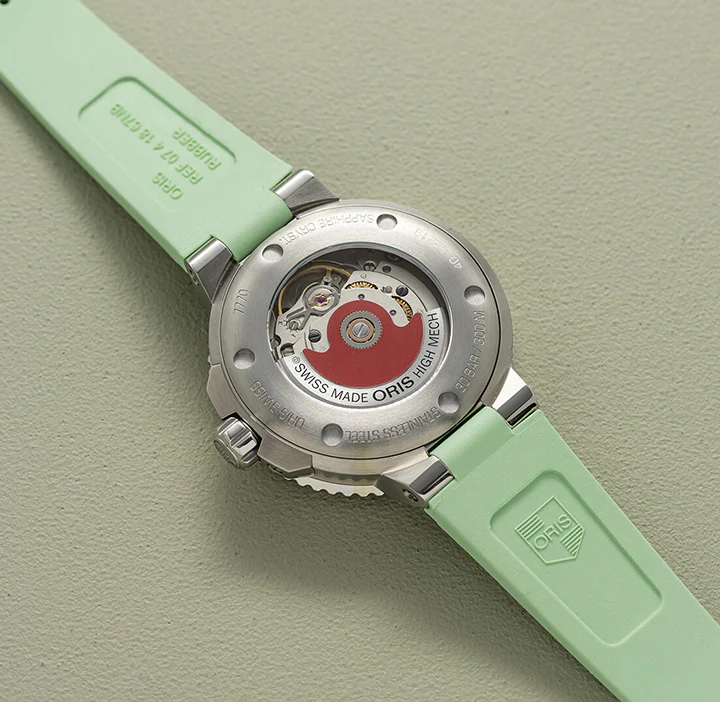 Oris Aquis Date Watch with Green Mother of Pearl Dial, 36.5mm - Image 3