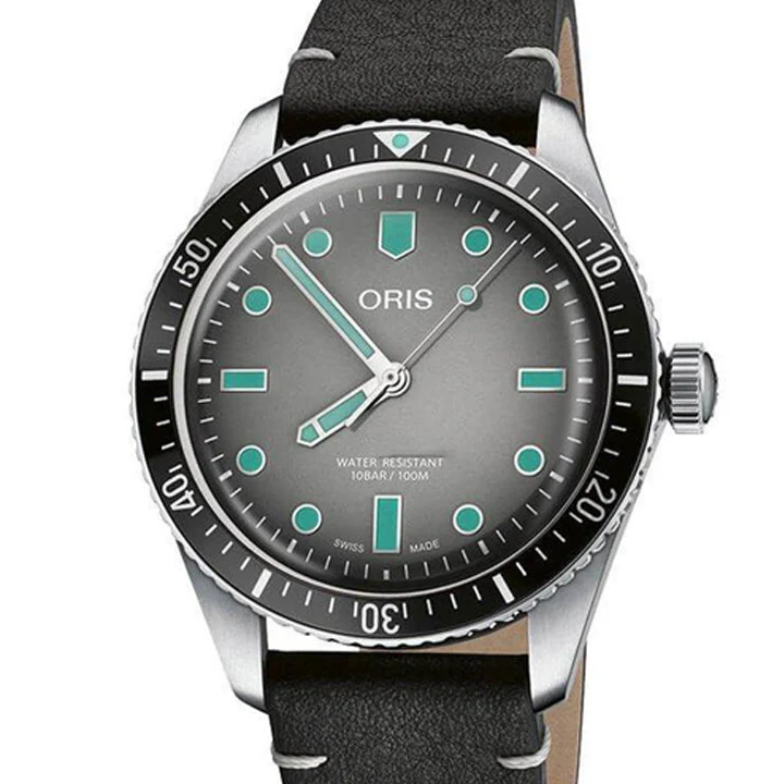 Oris Divers Sixty-Five Watch with Grey Dial and Leather Strap, 40mm - Image 2