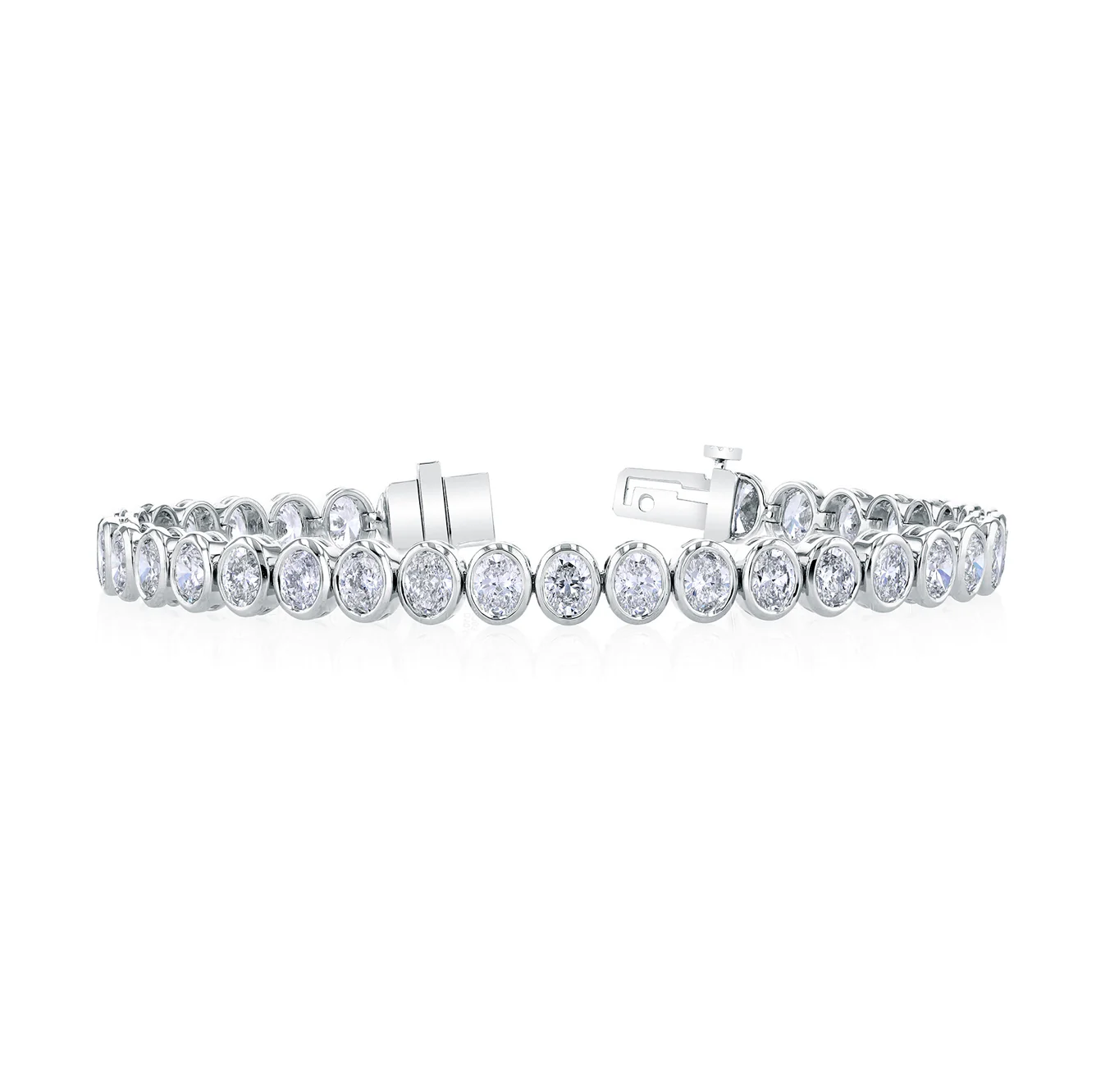 Sabel Collection Platinum Bezel Set Oval Diamond Bracelet
