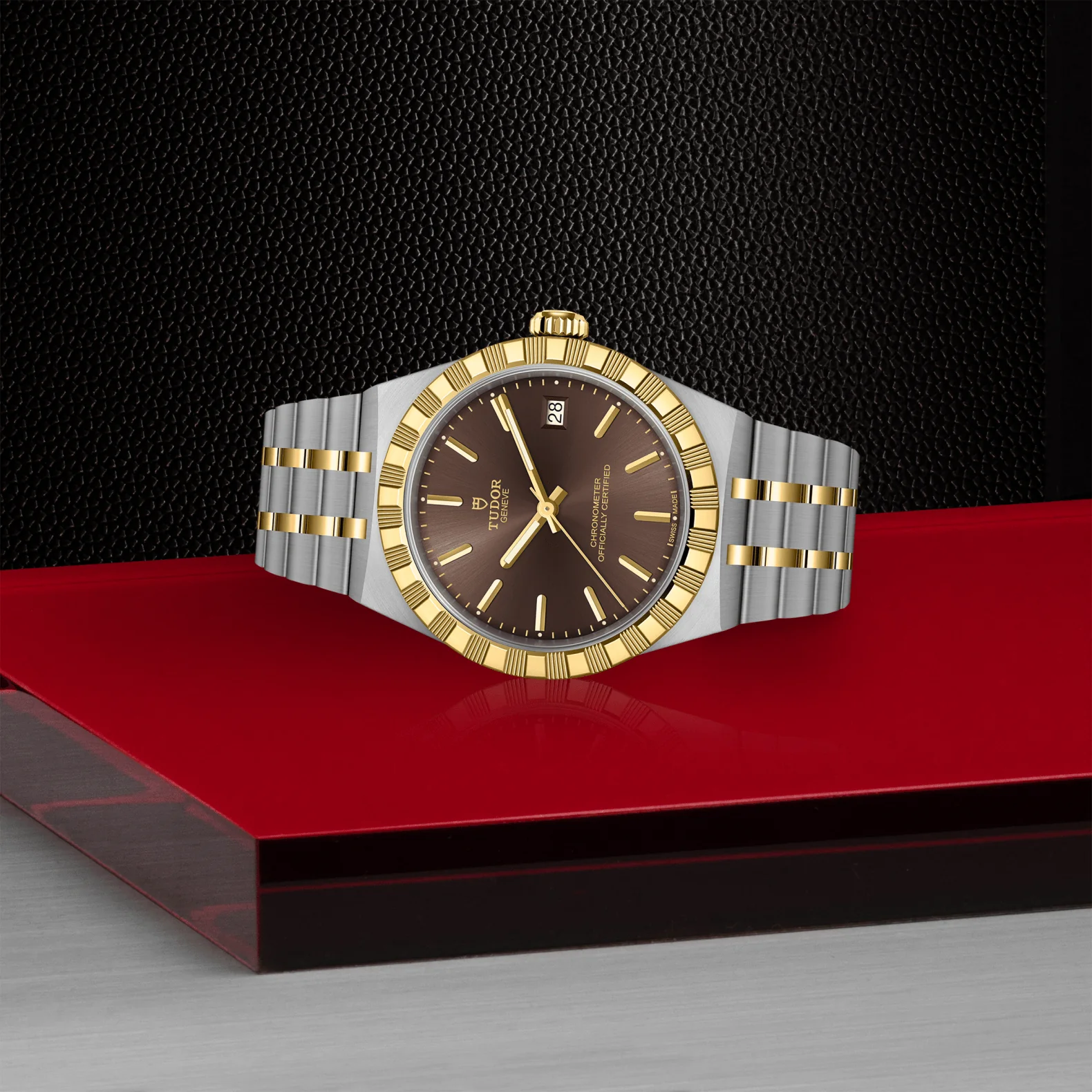 Royal - Image 3