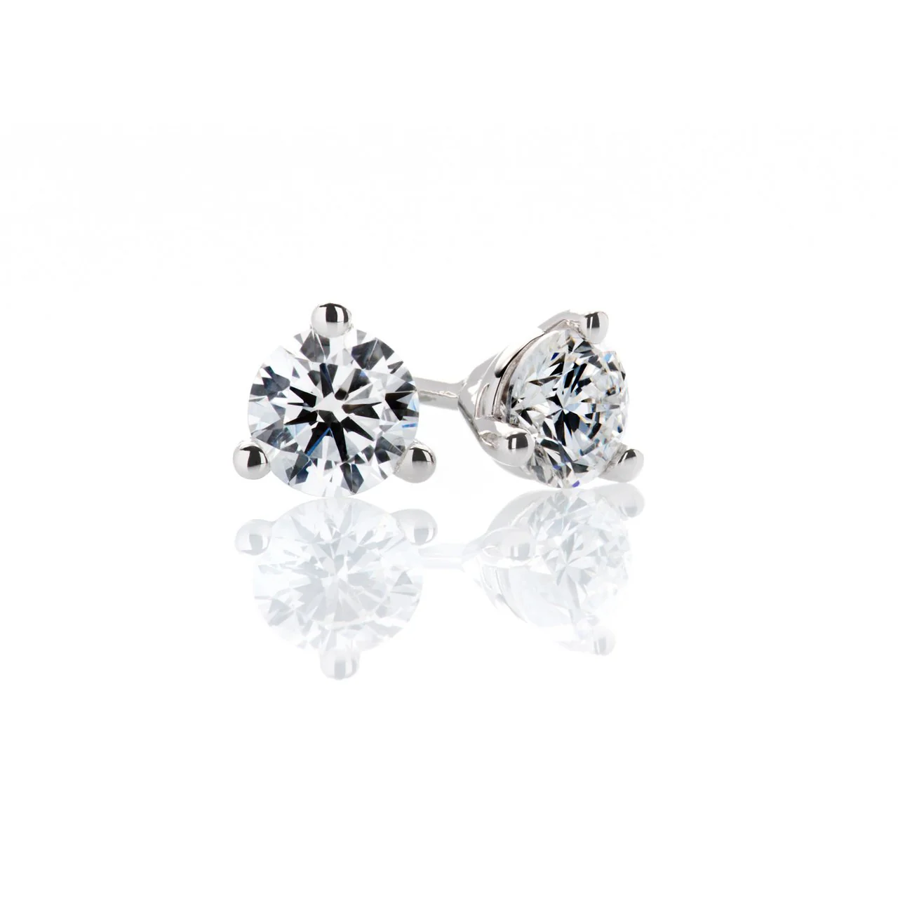 Sabel Collection Round Cut Diamond Studs in .24-.28cttw Weight