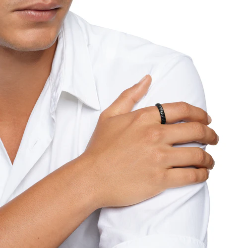 Sculpted Cable Band Ring in Black Titanium, 5mm, Size 8 - Image 5