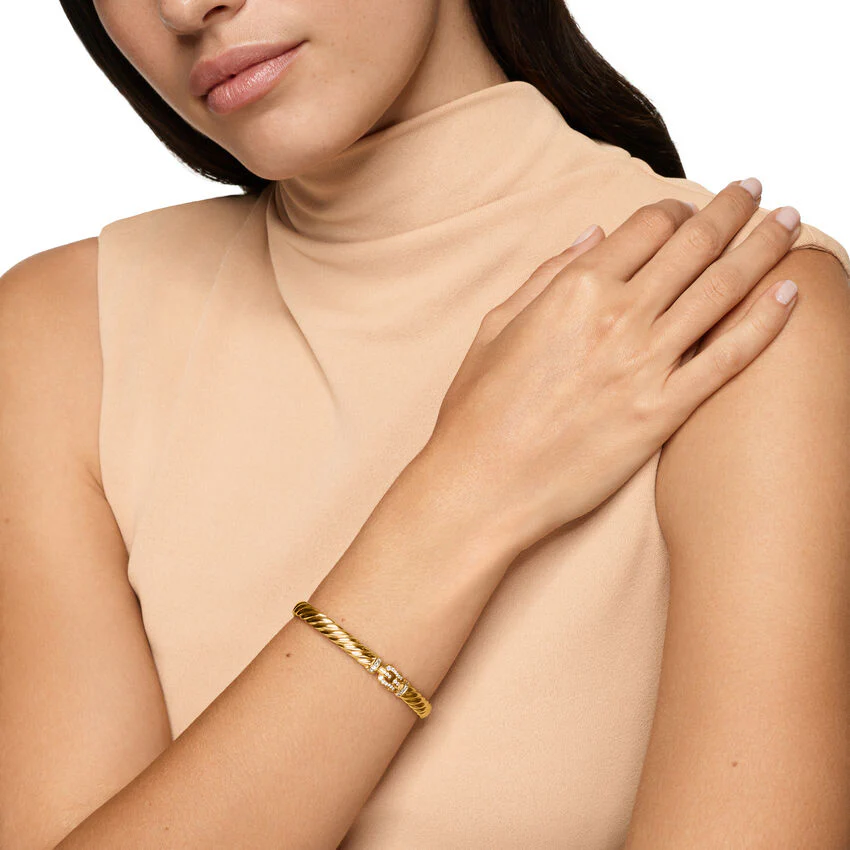 Sculpted Cable Buckle Bracelet in 18K Yellow Gold with Diamonds, 6mm, Size Medium - Image 4
