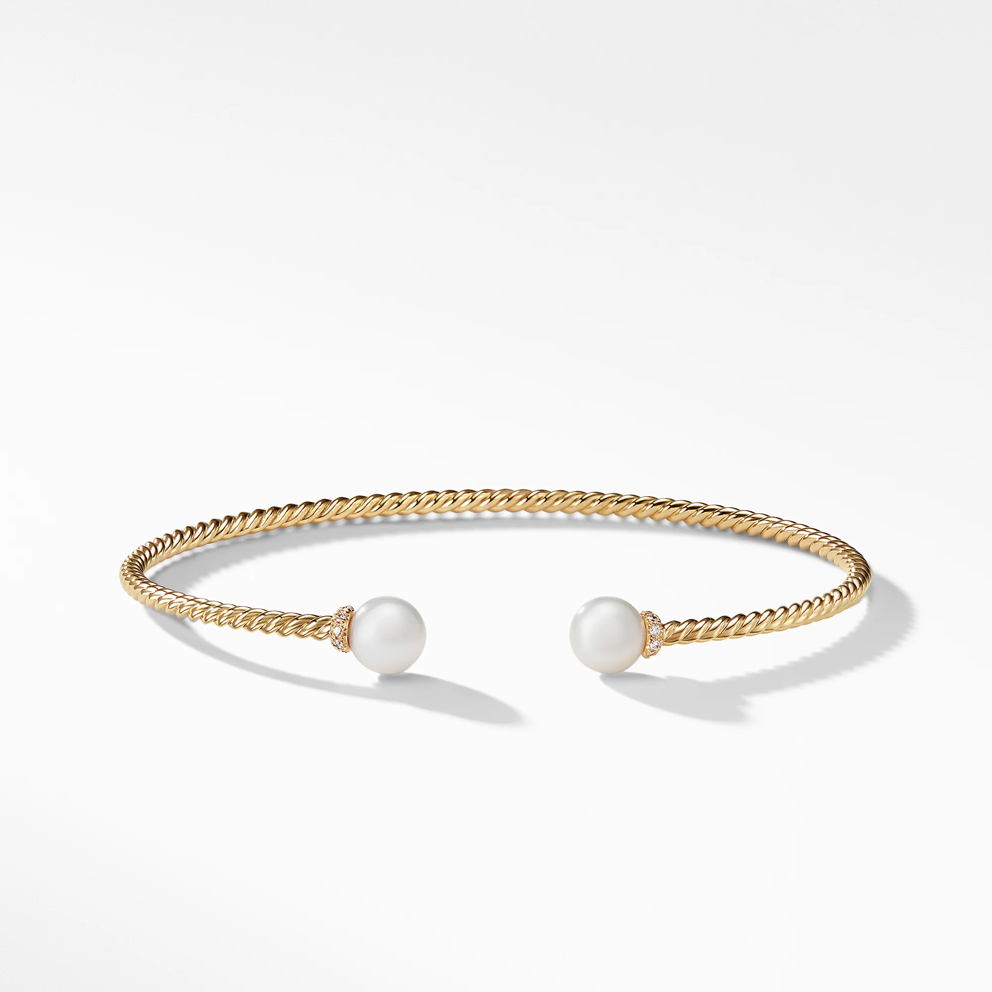 Solari Pearl Bracelet in 18K Yellow Gold with Diamonds, Size Large - Image 2