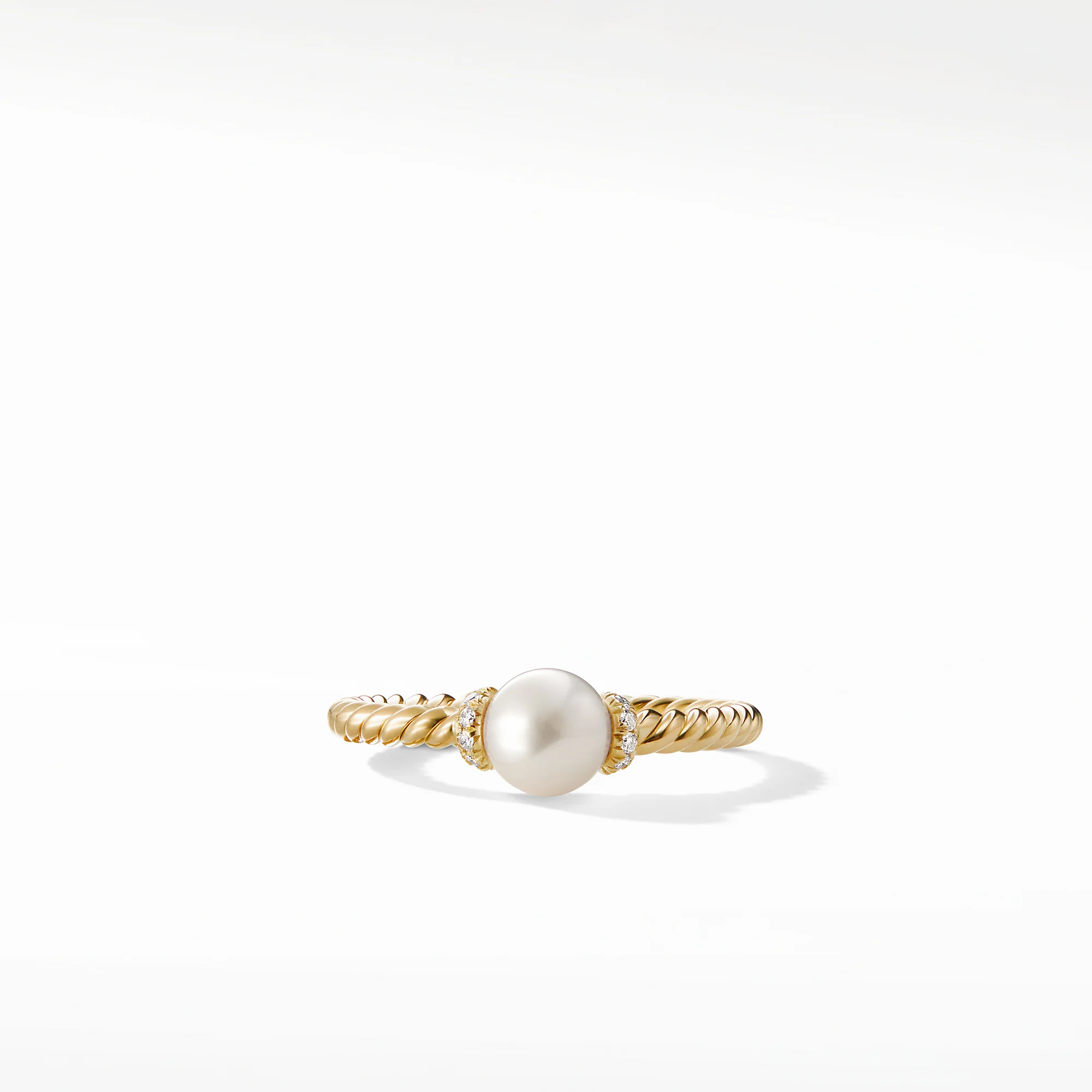 Solari Station Ring in 18K Yellow Gold with Cultured Pearl and Diamonds, Size 6 - Image 2