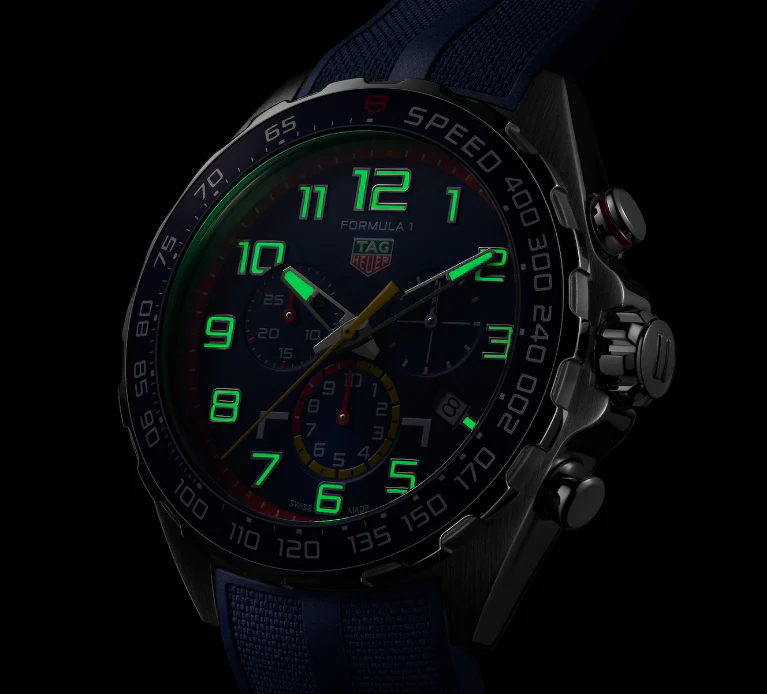 TAG Heuer Formula 1 Red Bull Racing - Image 5