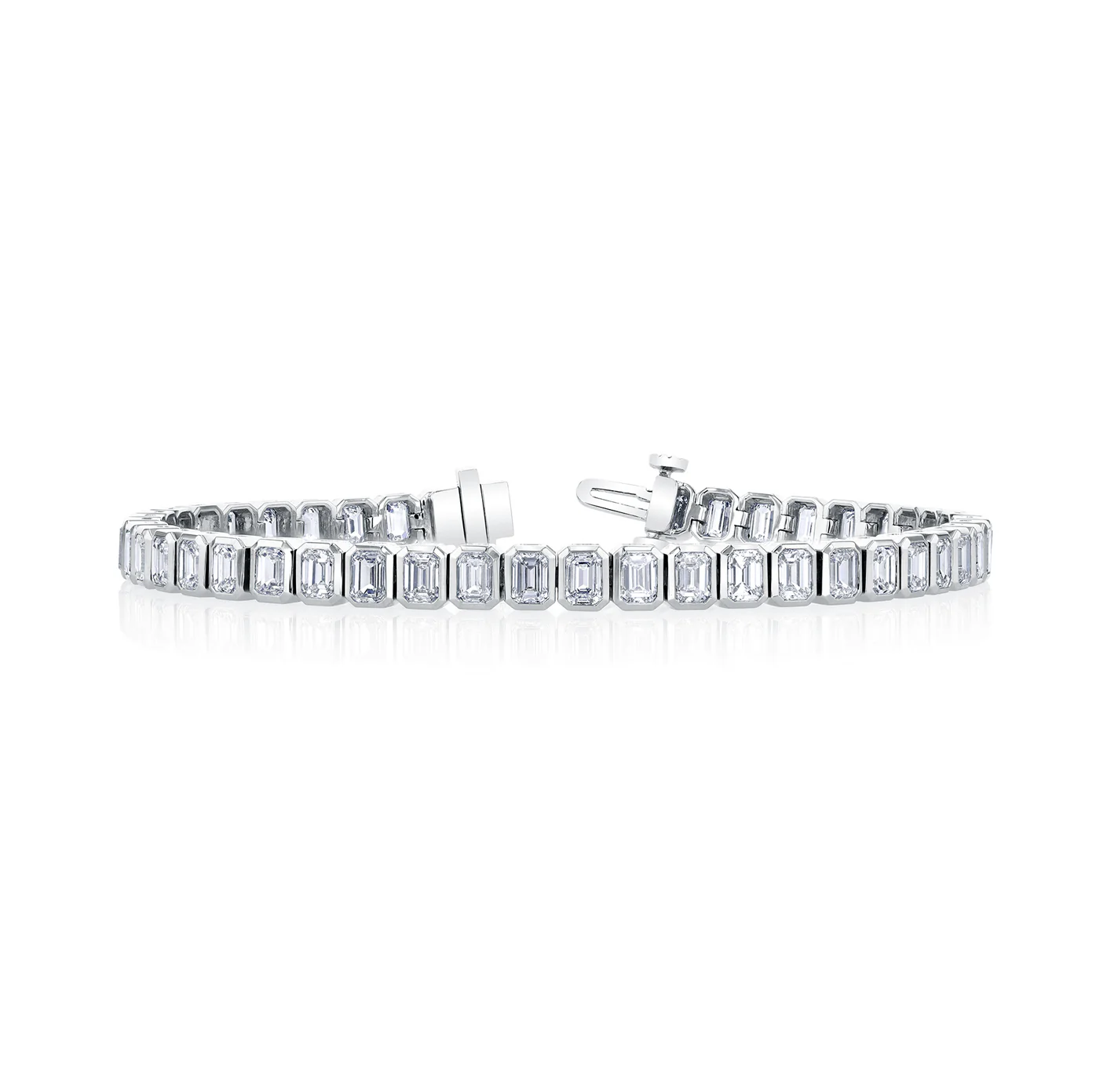 Sabel Collection White Gold Bezel Set Emerald Cut Diamond Bracelet